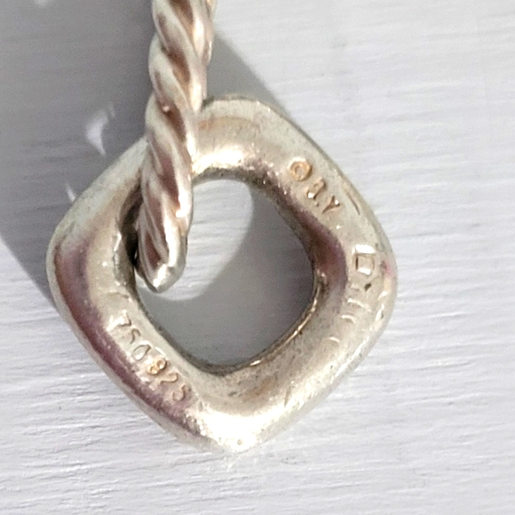 David Yurman Two-Tone Cable Heart Charm Bracelet - Picture 4 of 9